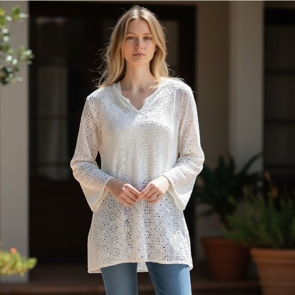 White Sand Collection Eyelet Tunic Women Medium White Cotton V-Neck Boho Top